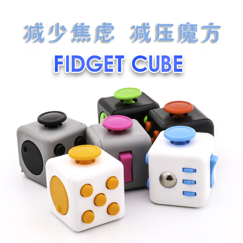 Cube Anti-Stress Infini - Dé à Blocs Articulés pour les Doigts